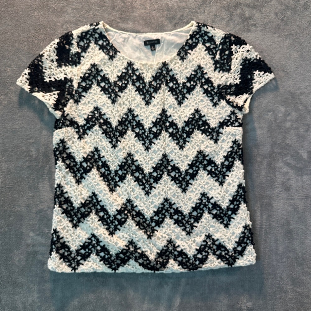 Talbots Crochet Chevron Top Women Size 8 Black White Floral Lace Short Sleeve